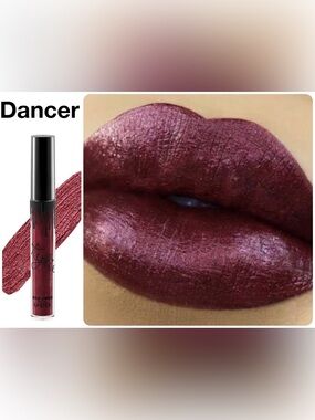 Kylie Cosmetics Metals Liquid Lipstick in Dancer